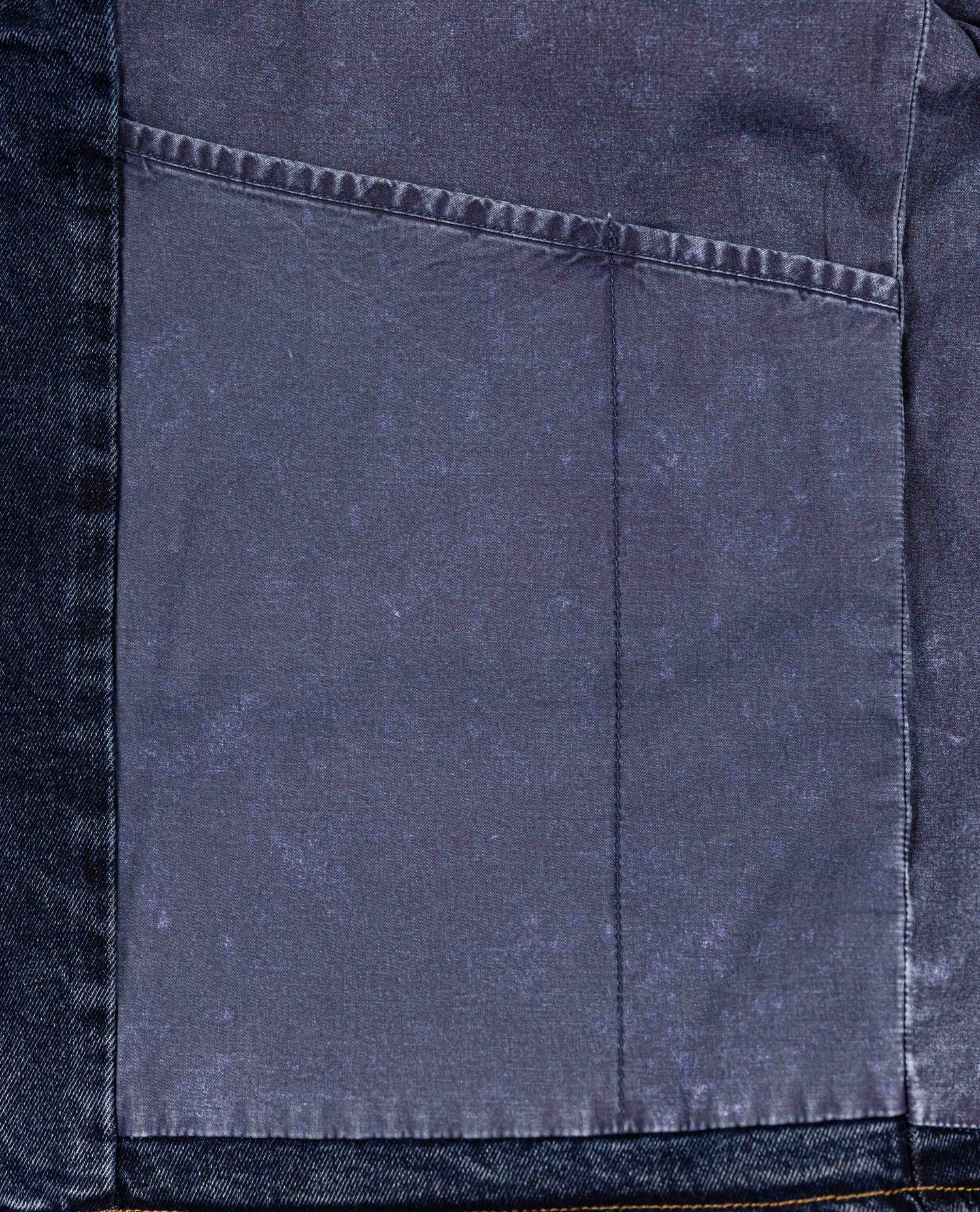 Color:Dark